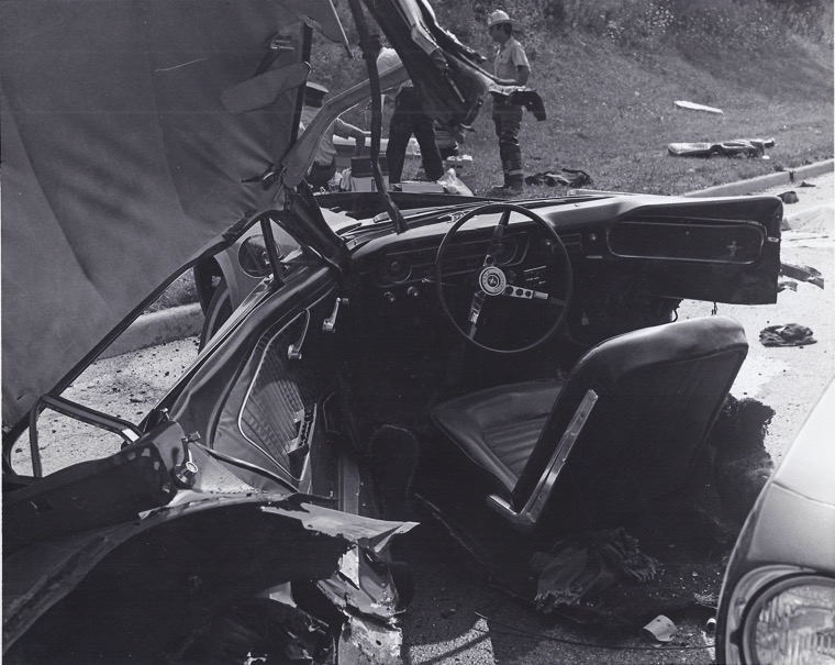 Auto Accident on School Section Road August 5 1977 2.jpg
