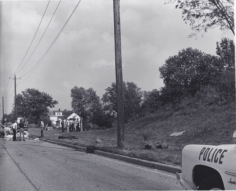 Auto Accident on School Section Road August 5 1977 3.jpg